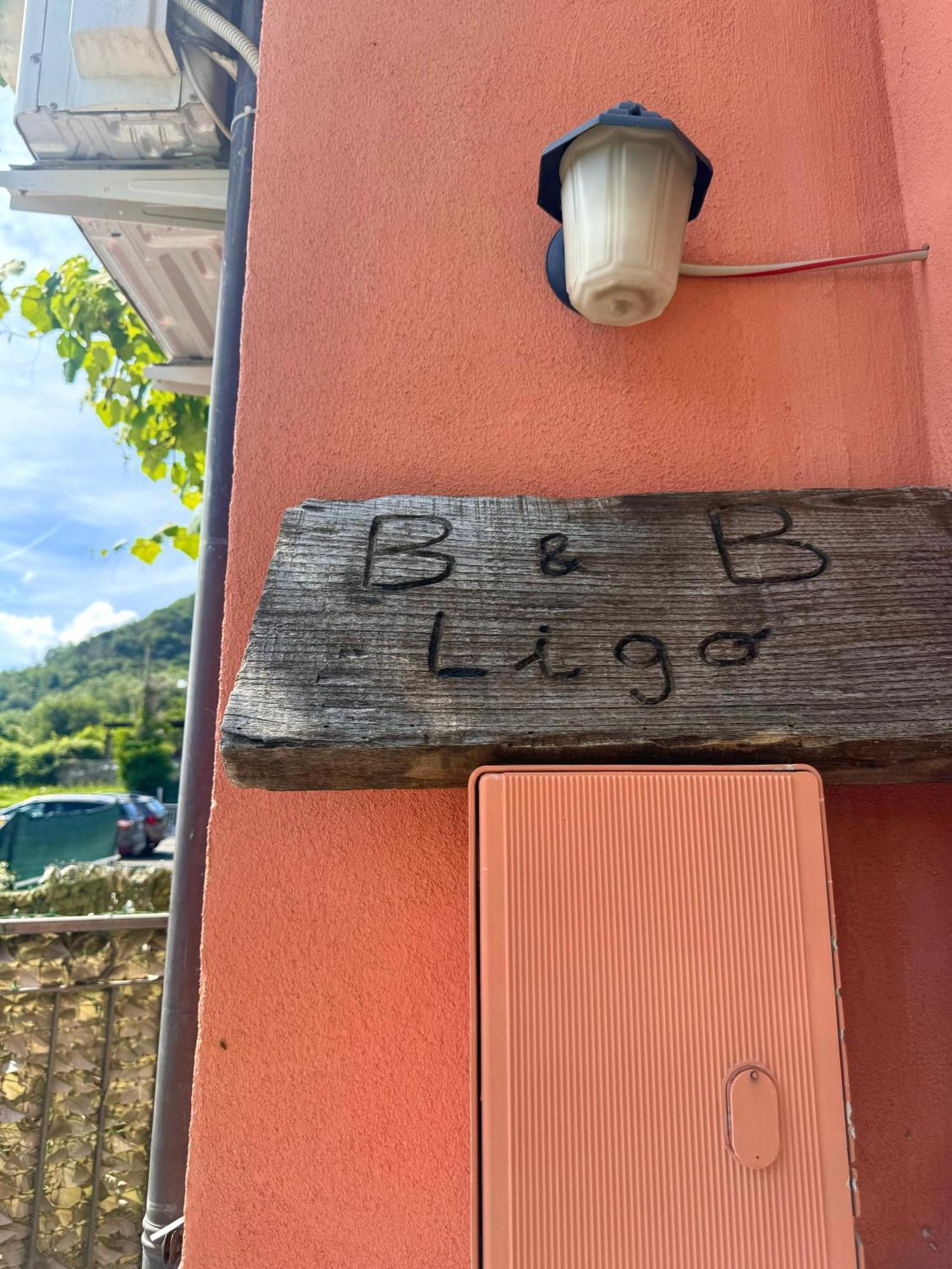 Ligo Acomodação com café da manhã Villanova d'Albenga Exterior foto