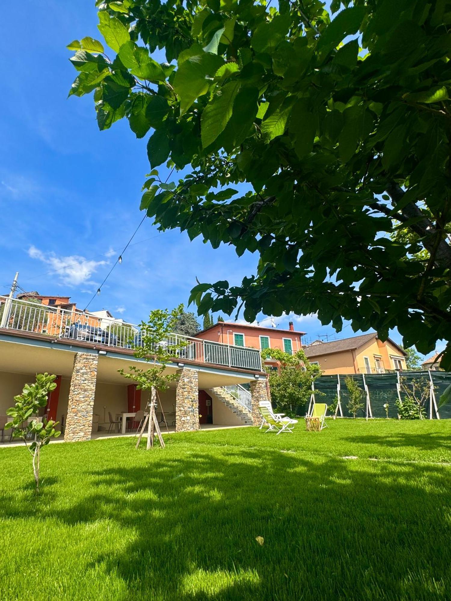 Ligo Acomodação com café da manhã Villanova d'Albenga Exterior foto