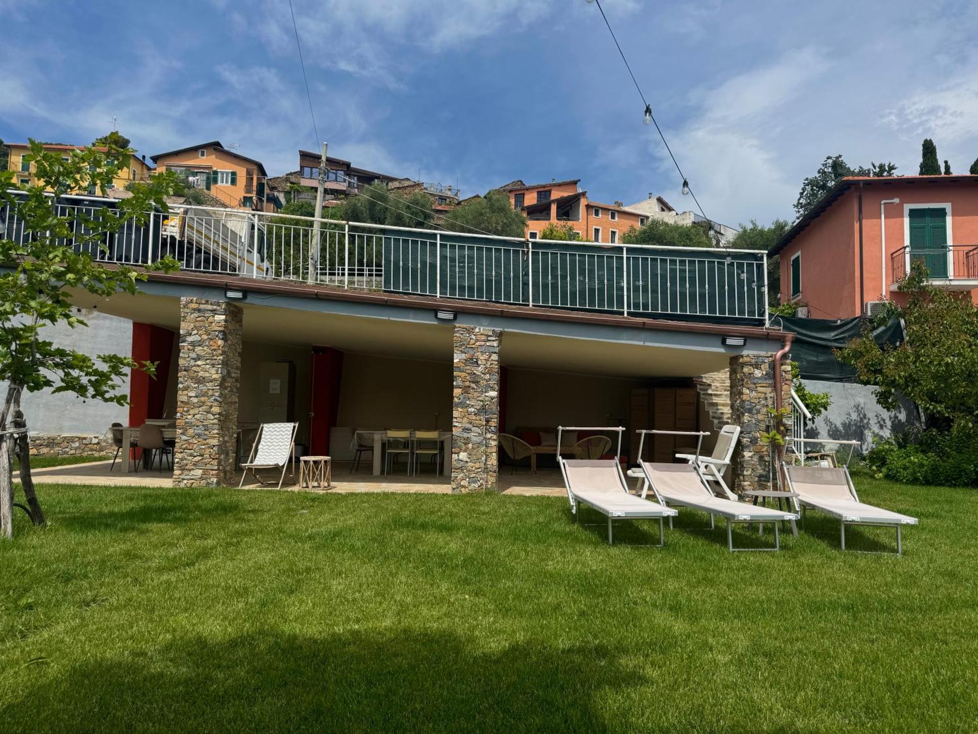 Ligo Acomodação com café da manhã Villanova d'Albenga Exterior foto