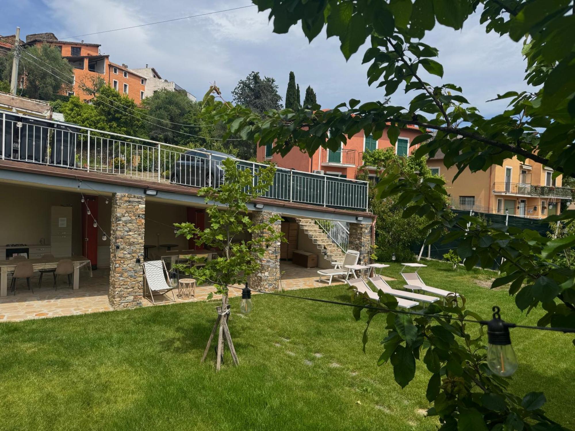 Ligo Acomodação com café da manhã Villanova d'Albenga Exterior foto